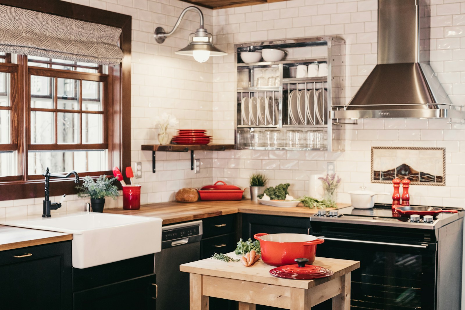 Freestanding kitchen range and oven